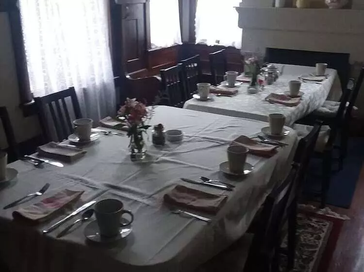 Aamiaismajoitus (B&B) Rose Corner Inn