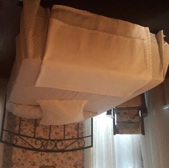 مبيت وإفطار Rose Corner Inn