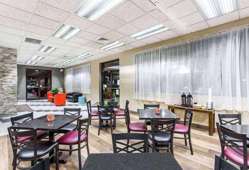 בית מלון כפרי Quality Inn Near Speedway