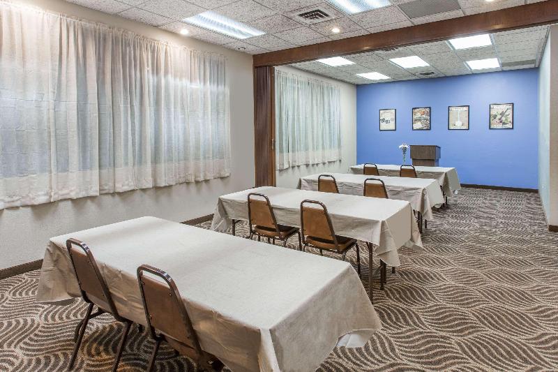בית מלון כפרי Quality Inn Near Speedway