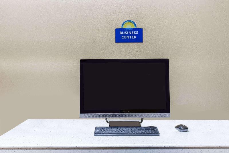 בית מלון כפרי Quality Inn Near Speedway