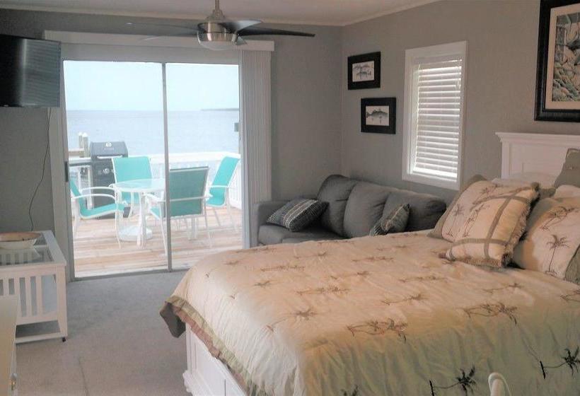 فندق Matlacha Cove Inn