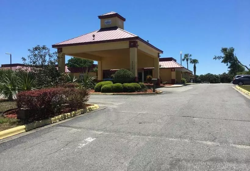 Hotelli Rodeway Inn