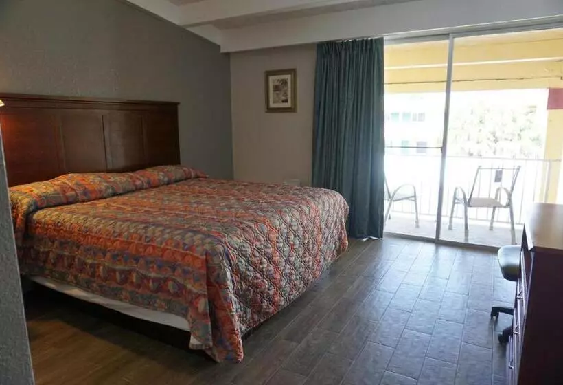 Hotelli Rodeway Inn