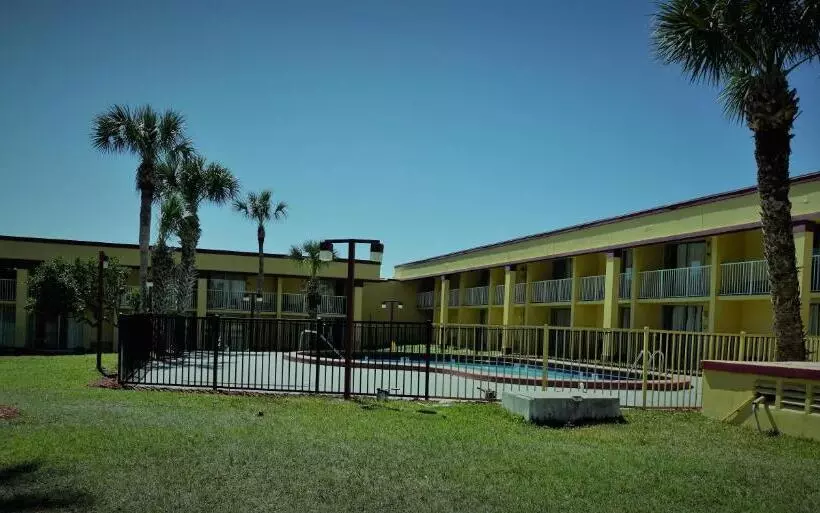 Hotelli Rodeway Inn