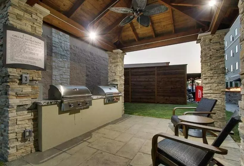 Hotelli Staybridge Suites Plano The Colony, An Ihg
