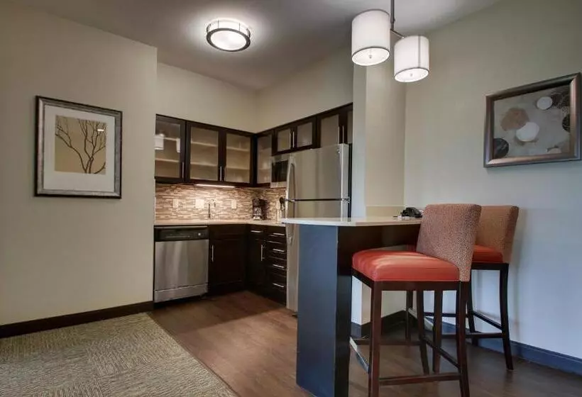 Hotelli Staybridge Suites Plano The Colony, An Ihg