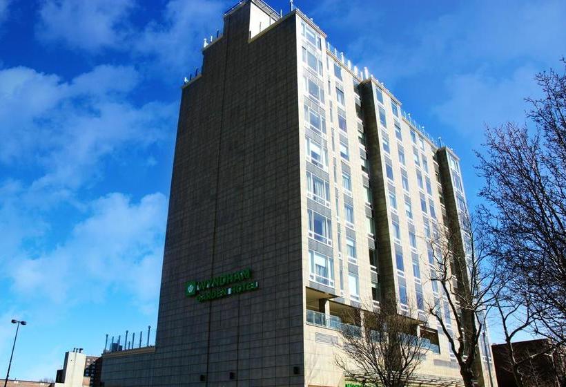 호텔 Wyndham Garden Fresh Meadows Flushing