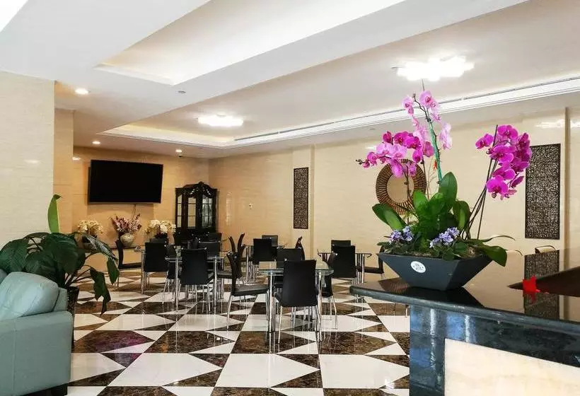 Hotelli Wyndham Garden Fresh Meadows Flushing