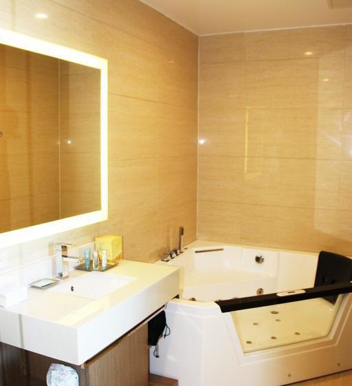 호텔 Wyndham Garden Fresh Meadows Flushing