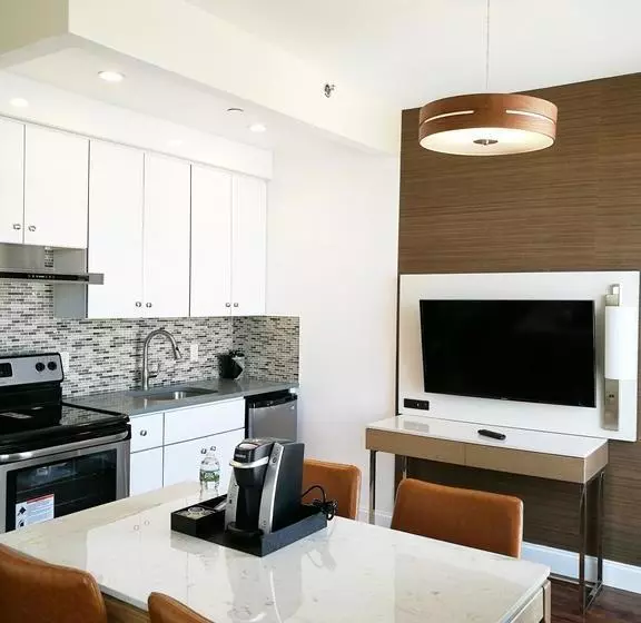 Hotelli Wyndham Garden Fresh Meadows Flushing