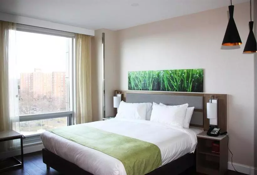 Hotelli Wyndham Garden Fresh Meadows Flushing