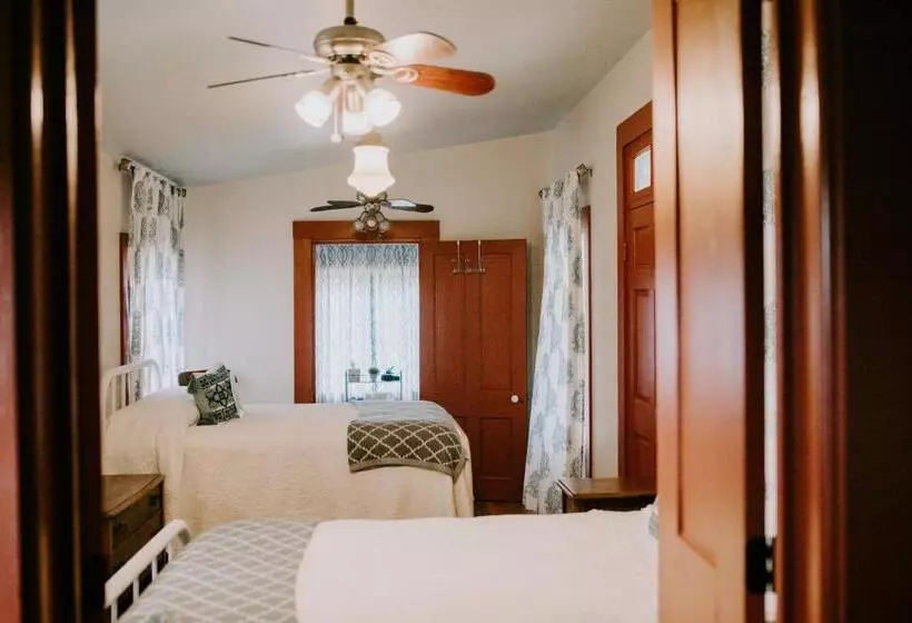 Maison Mouton Bed & Breakfast