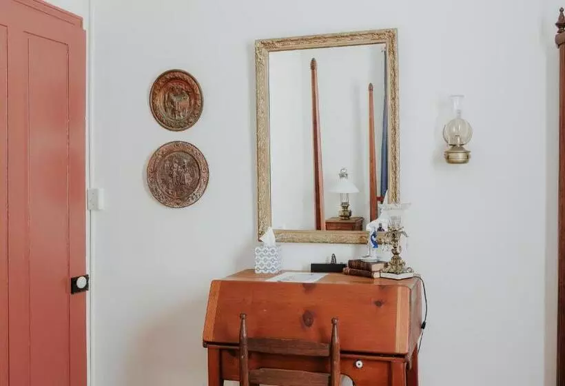 Maison Mouton Bed & Breakfast