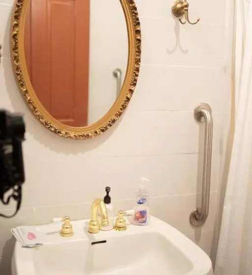 Maison Mouton Bed & Breakfast