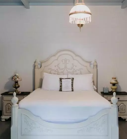 Maison Mouton Bed & Breakfast