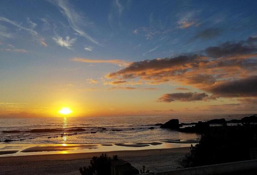 فندق على الطريق The Waldport Inn