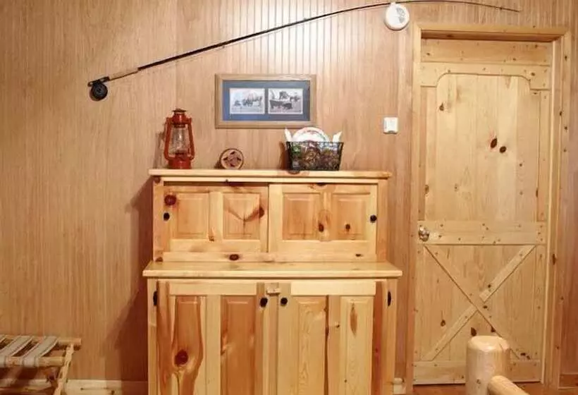 Silverwolf Log Chalet Resort
