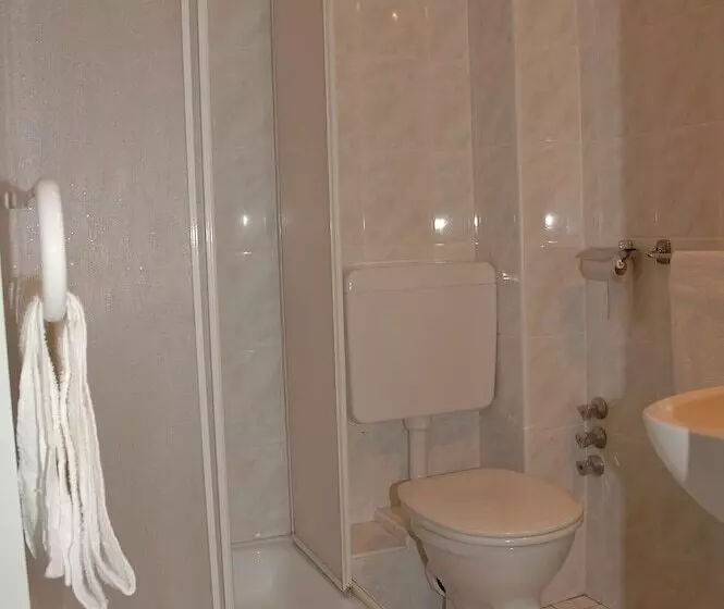 Hotelli Apartment Rideg Hévíz