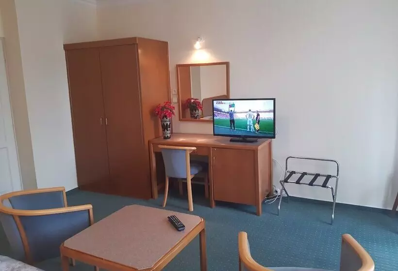 Hotelli Apartment Rideg Hévíz