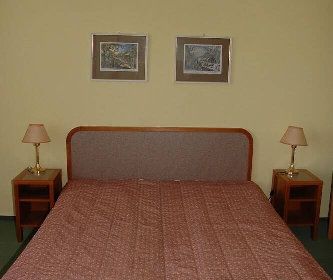 Hotel Apartment Rideg Hévíz