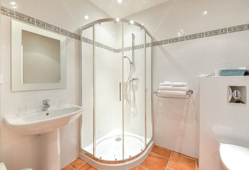 ベッドアンドブレックファースト Gite Du Clos Champagnac