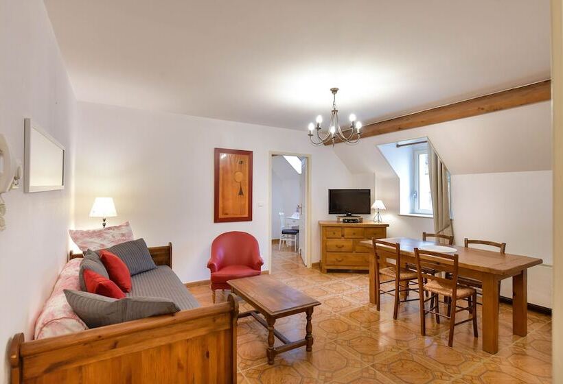 ベッドアンドブレックファースト Gite Du Clos Champagnac