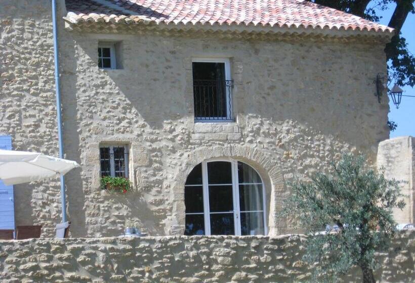 צימר Mas Du Puits