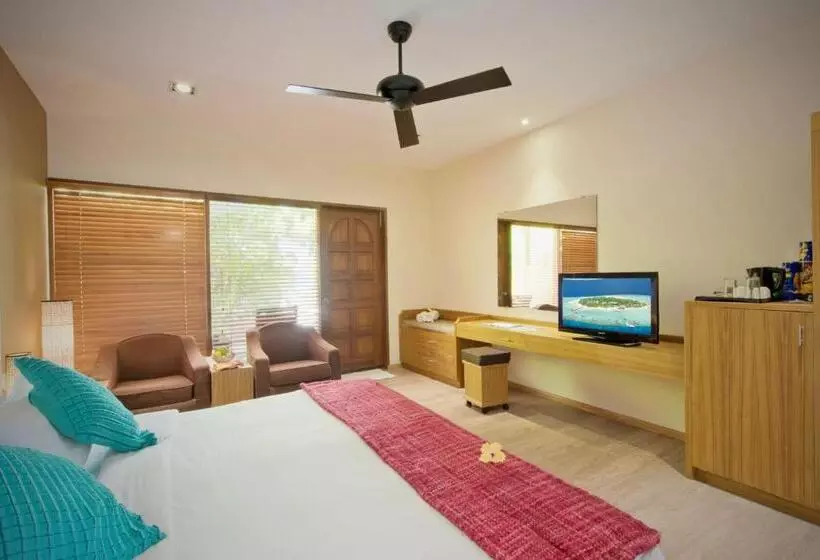 Eriyadu Island Resort