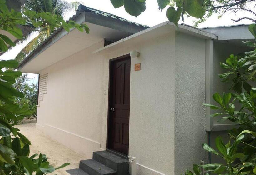 Eriyadu Island Resort