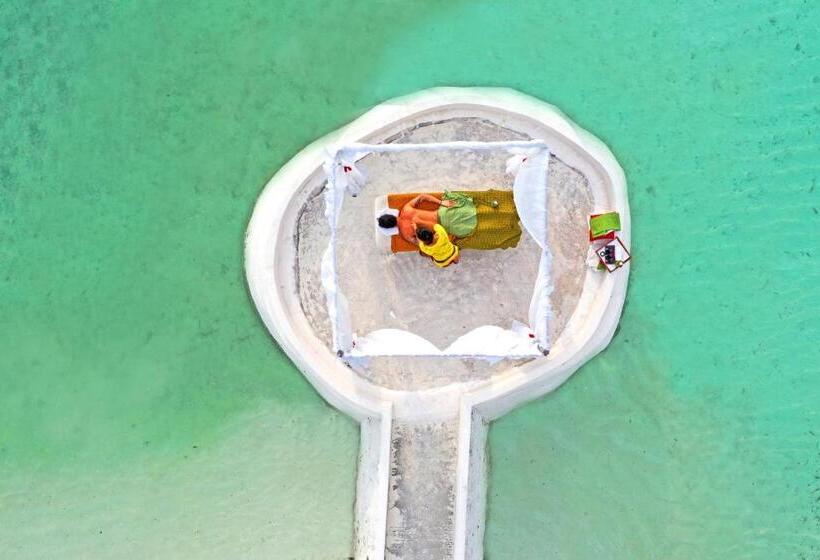 Eriyadu Island Resort