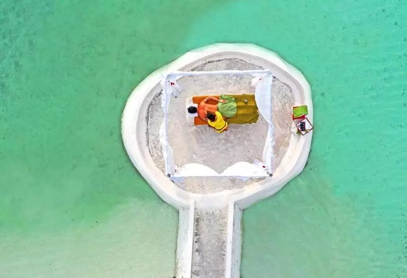 Eriyadu Island Resort