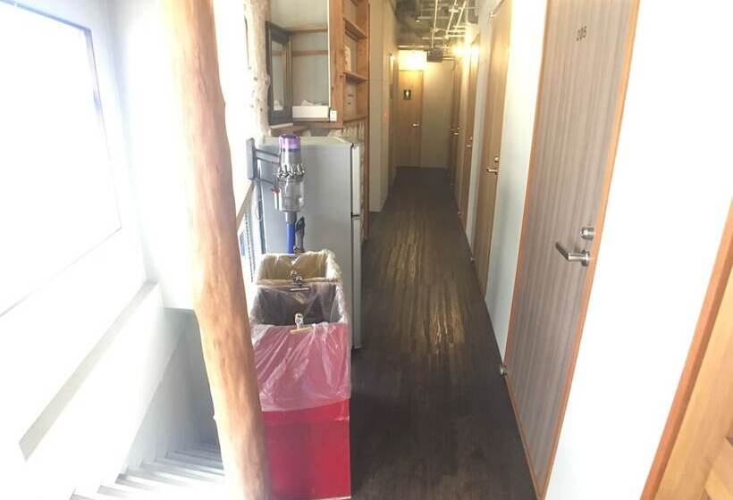 Guest House Golden Mile Hostel