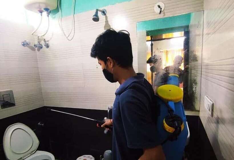 هتل Airport Gateway