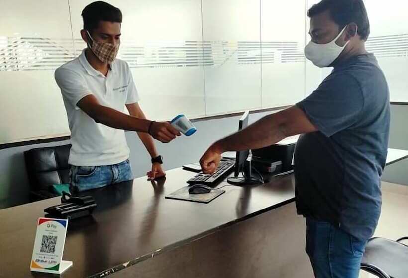 هتل Airport Gateway