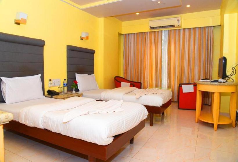 ホテル Kohinoor Highway Resort