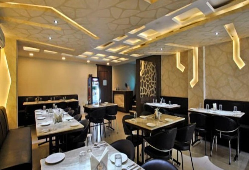 בית מלון כפרי Mandiram