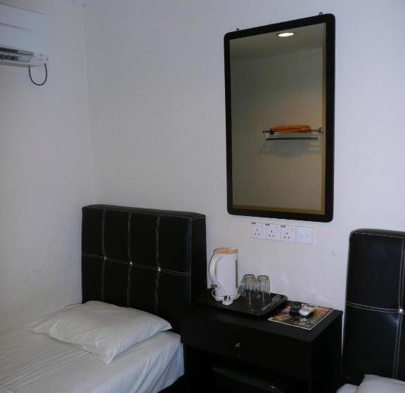 בית מלון כפרי Pekan Budget