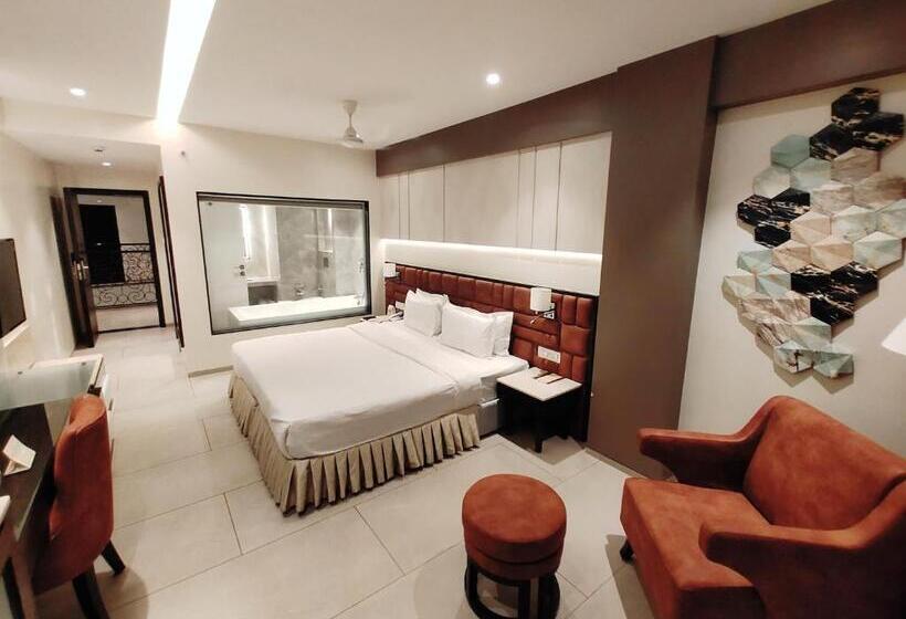 ホテル The Flora Grand, Vasco, Goa