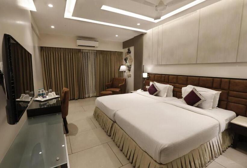 ホテル The Flora Grand, Vasco, Goa