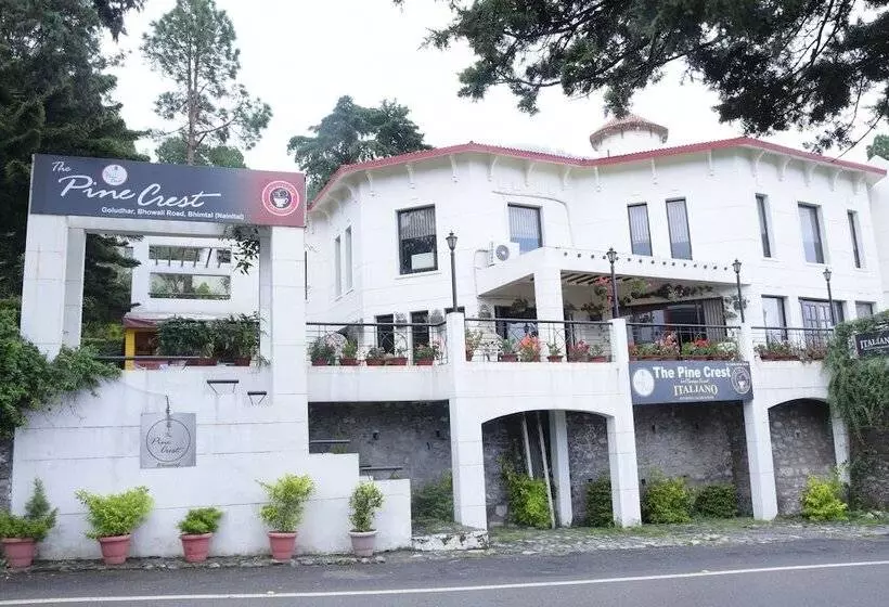 ホテル The Pine Crest Resort Bhimtal