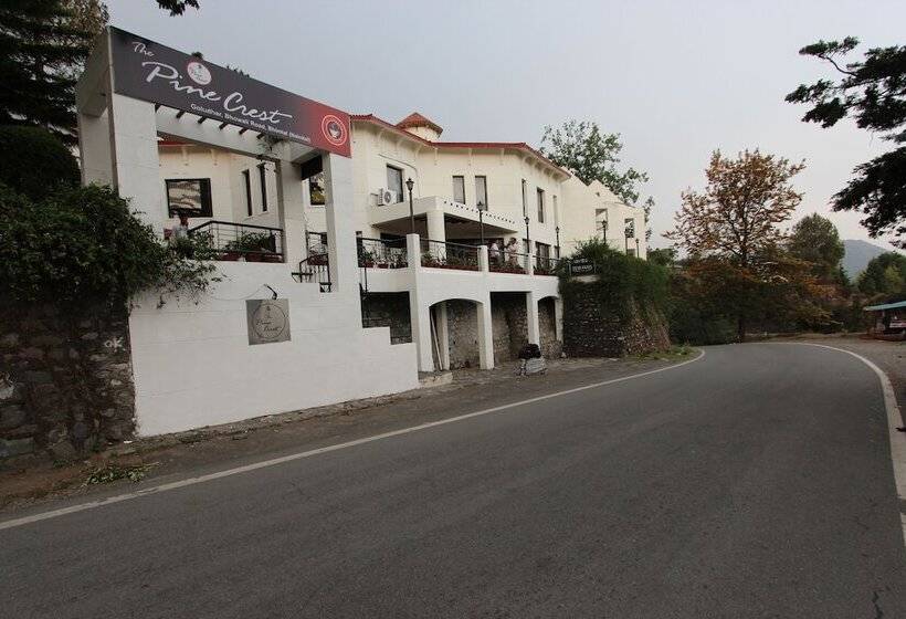 هتل The Pine Crest Resort Bhimtal