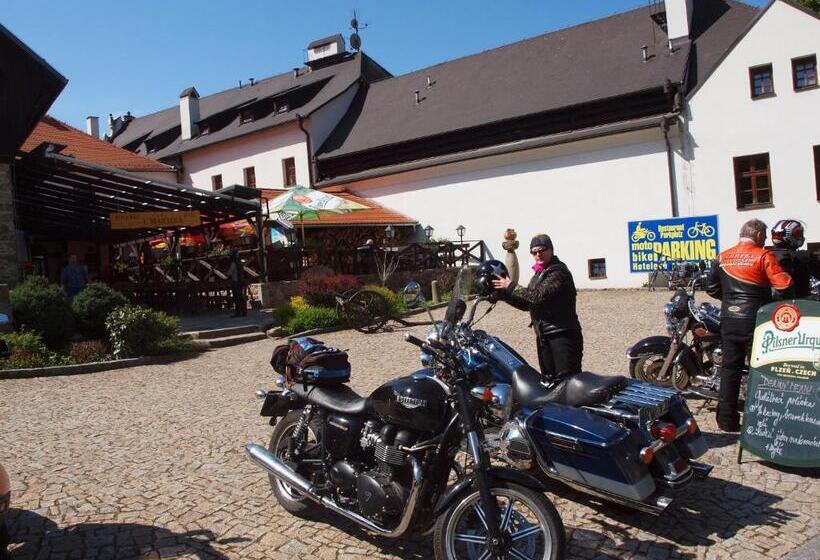 בית מלון כפרי U Martina