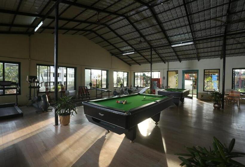 Camel Valley Resort, Igatpuri