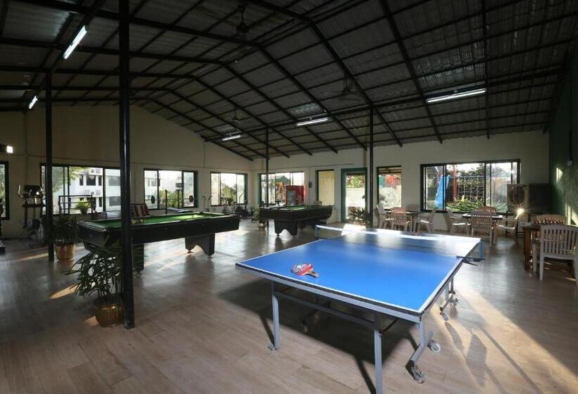 Camel Valley Resort, Igatpuri