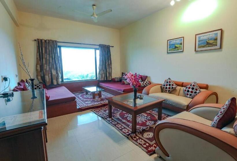 Camel Valley Resort, Igatpuri