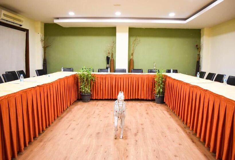 Camel Valley Resort, Igatpuri