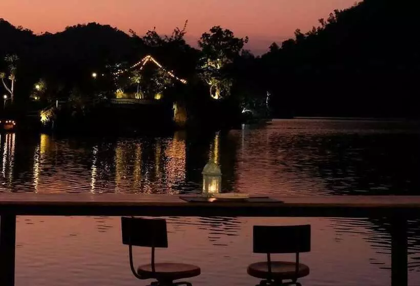 Resort Inlaya Ratchaburi