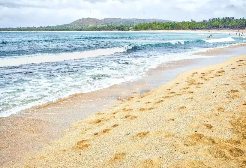 Lomakeskus Pagudpud Rinnovati