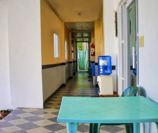 Lomakeskus Pagudpud Rinnovati